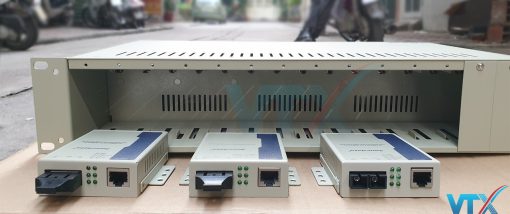 Khung nguồn tập trung 14 khe cắm converter Rack2000A
