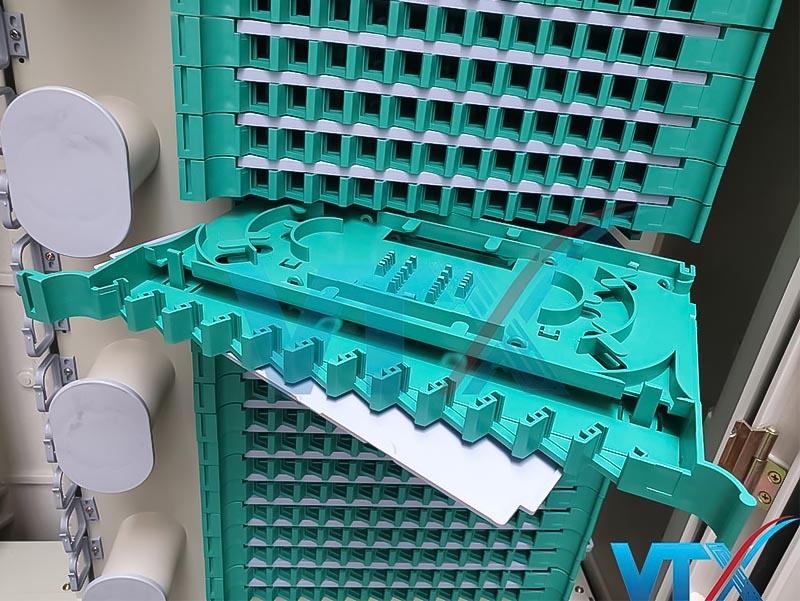 Tủ phối quang ODF 288FO ngoài trời đầy đủ phụ kiện_8
