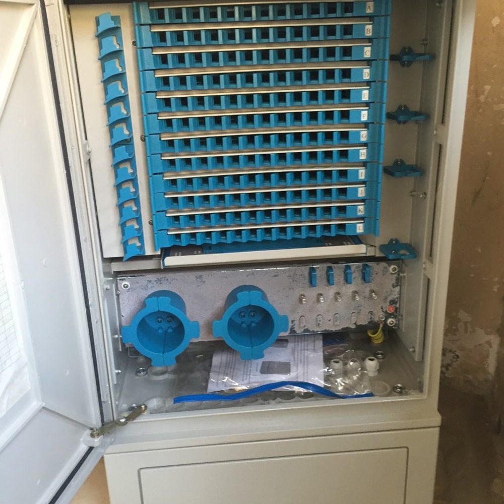 Tủ phối quang ODF 144 FO ngoài trời đầy đủ phụ kiện