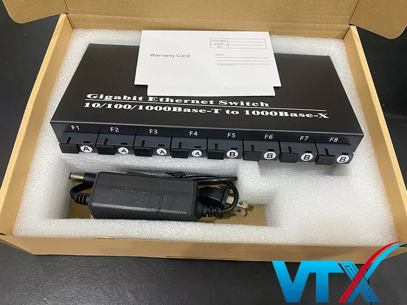 Switch-quang-8-cong-2-cong-RJ45-toc-do-1000Mbps