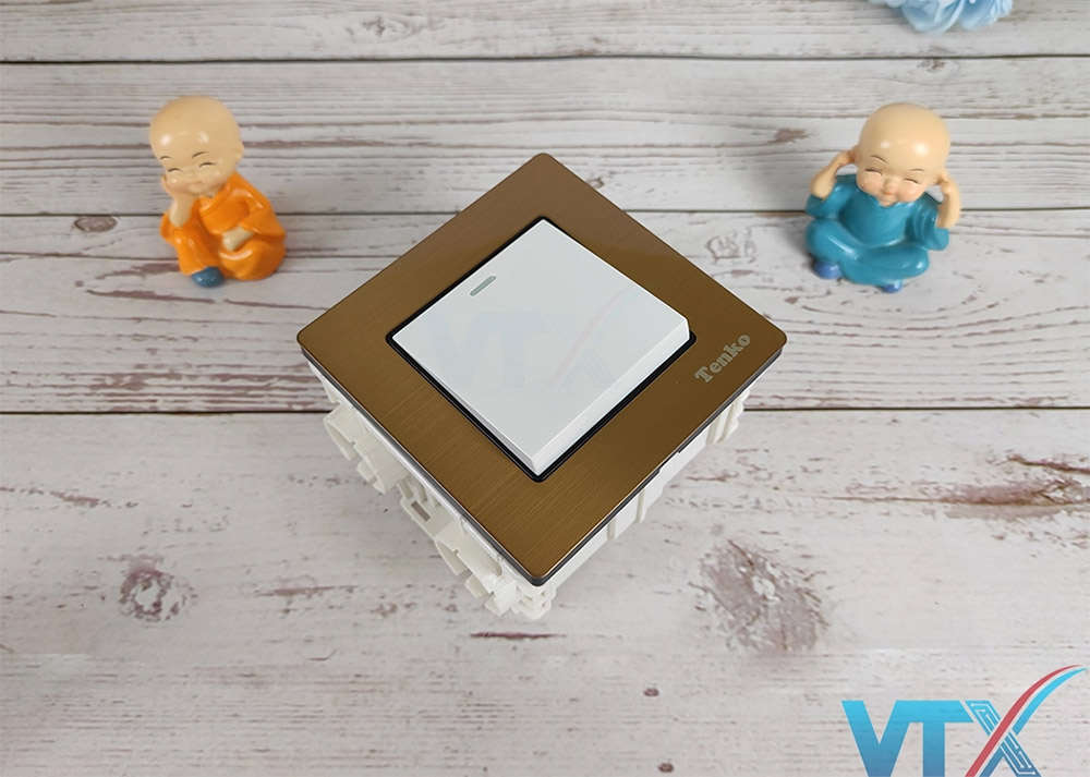 Công tắc âm tường 1 công tắc TK-F71-01