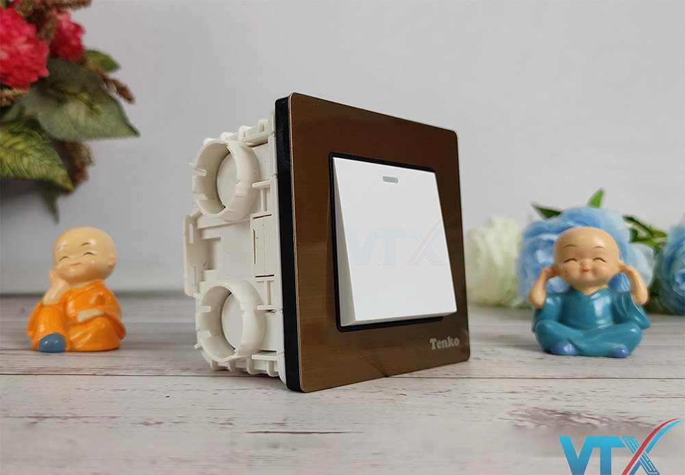 Cong-tac-am-tuong-Tenko-TK-F71-01-4