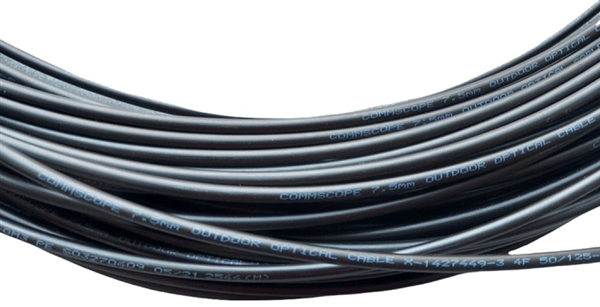 Cáp quang Commscope OM3 4FO Outdoor PN: Y-1427449-3