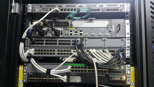 Switch Juniper 24 Port 10/100/1000BaseT EX4300-24T-TAA