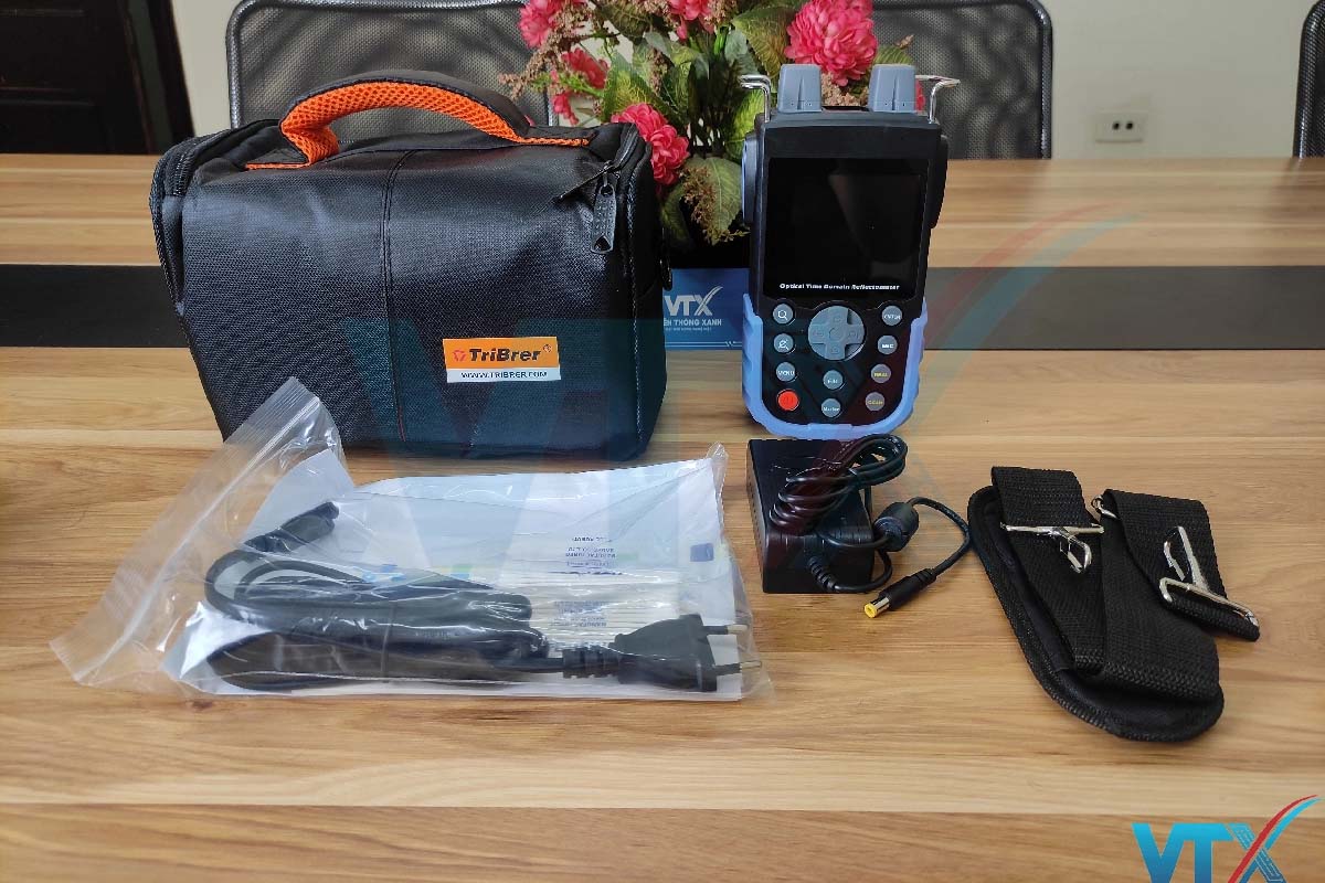 Máy đo cáp quang OTDR Tribrer FOT-100