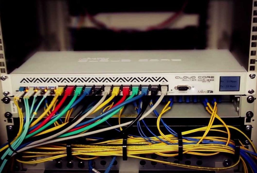 Bộ định tuyến Router Mikrotik CCR1036-12G-4S