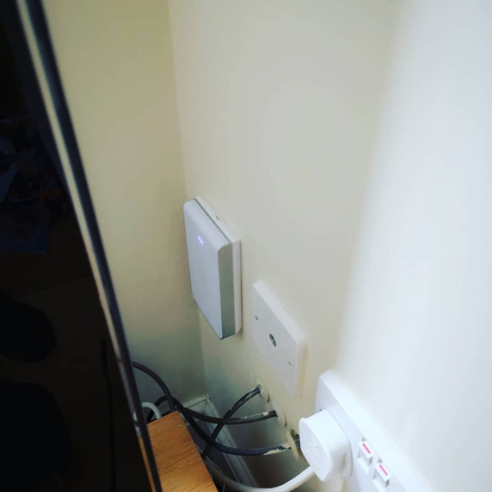 Bộ thu phát sóng wifi Ubiquiti Unifi AP-AC-IW