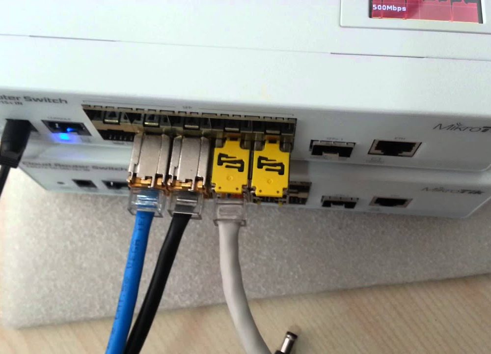 Switch chia mạng Mikrotik CRS212-1G-10S-1S+IN