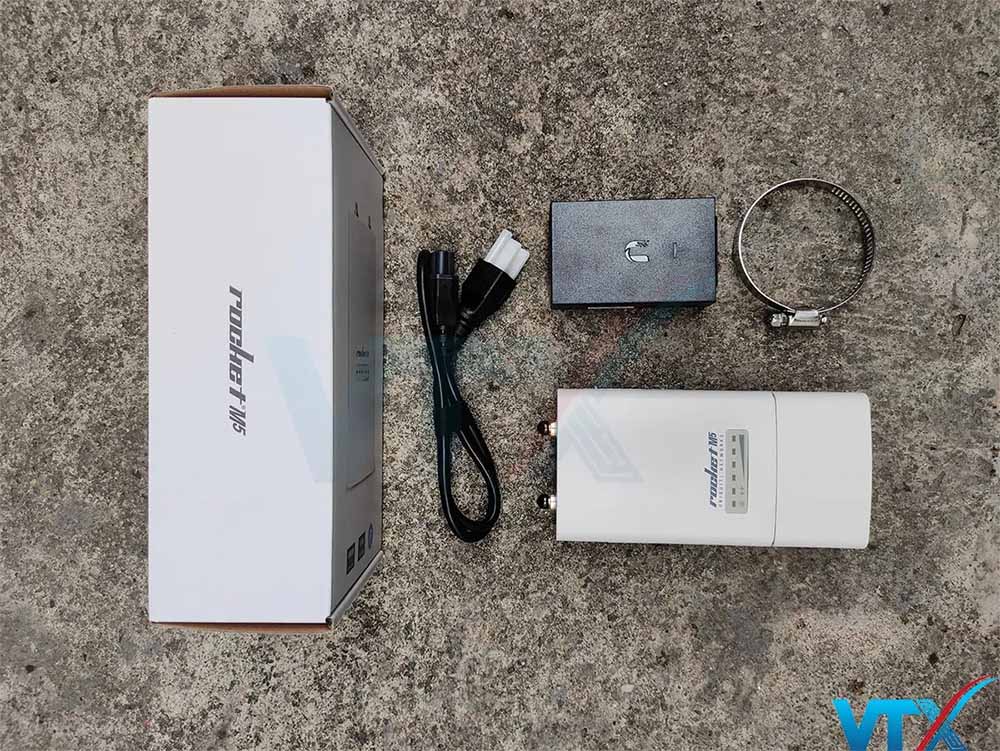 Thiết bị thu phát sóng wifi Ubiquiti Rocket M5