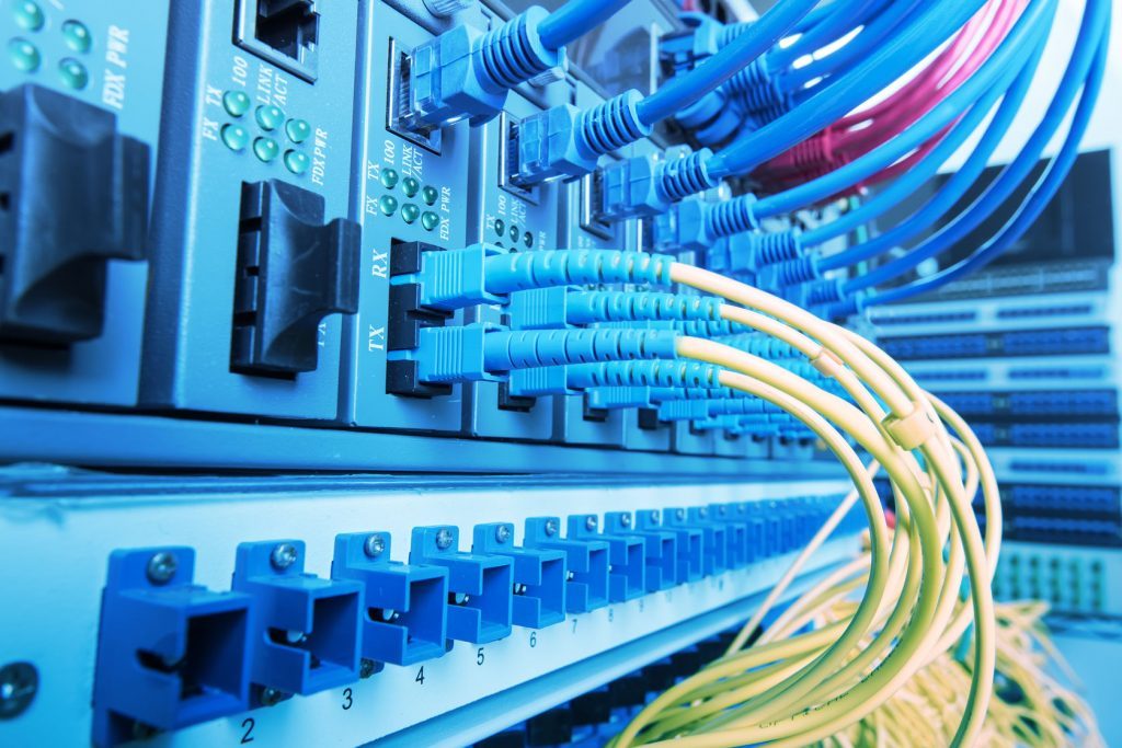 Ba kiến ​​trúc cáp quang phổ biến nhất cho doanh nghiệp