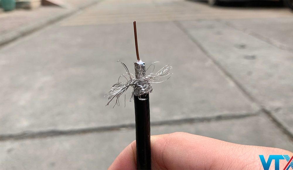 Cáp Đồng Trục Hosiwell D-RG6-S60-F E138991