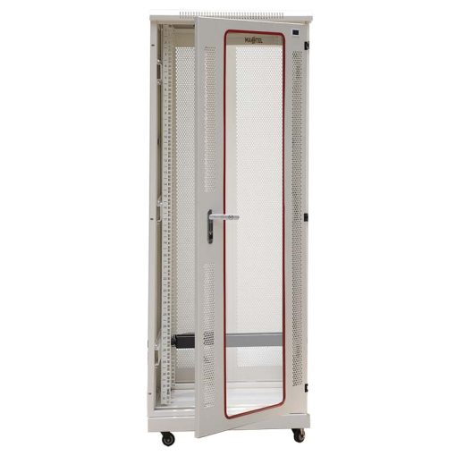 Ảnh chụp mặt trước cửa mở tủ rack 32U Maxtel