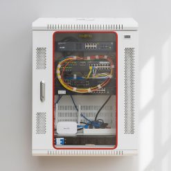 Tủ rack 15u d400 treo tường màu trắng