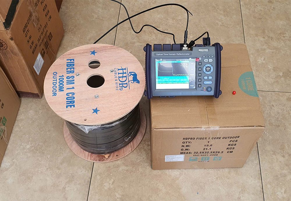 Cáp quang đệm chặt ngoài trời 1FO, 2FO, 4FO HDPRO (Có dây căng) (5)