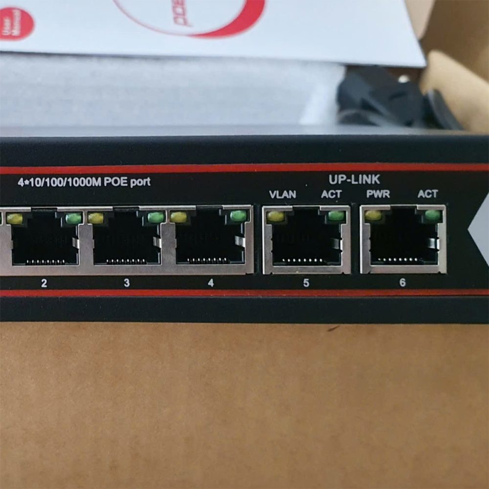 Switch PoE 4 cổng 1G (2)