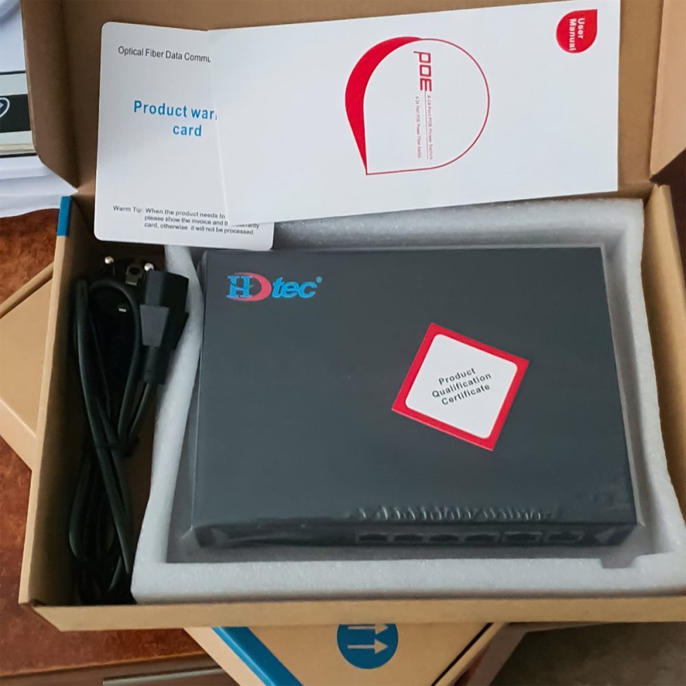 Switch PoE 4 cổng 1G (3)