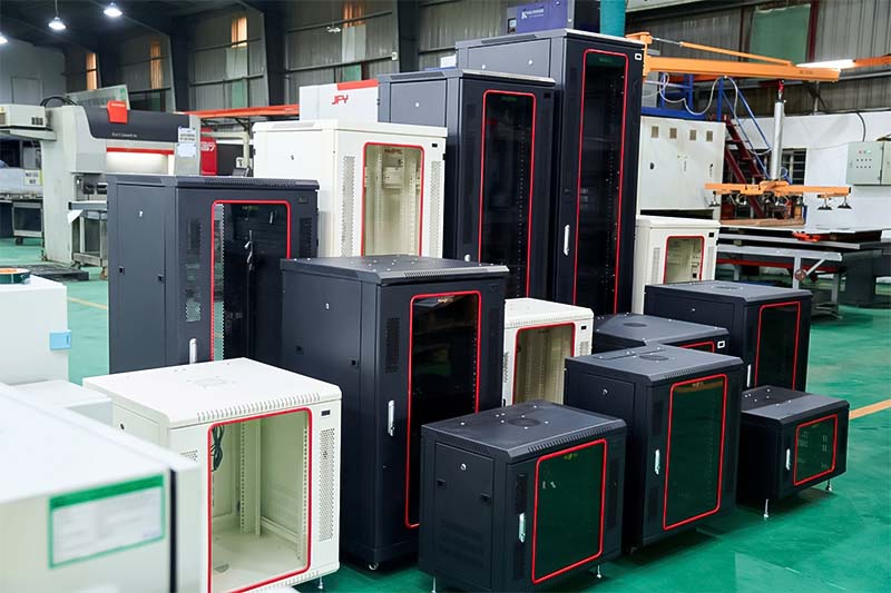 Kho tủ rack của Viễn Thông Xanh luôn đáp ứng được mọi nhu cầu của khách hàng