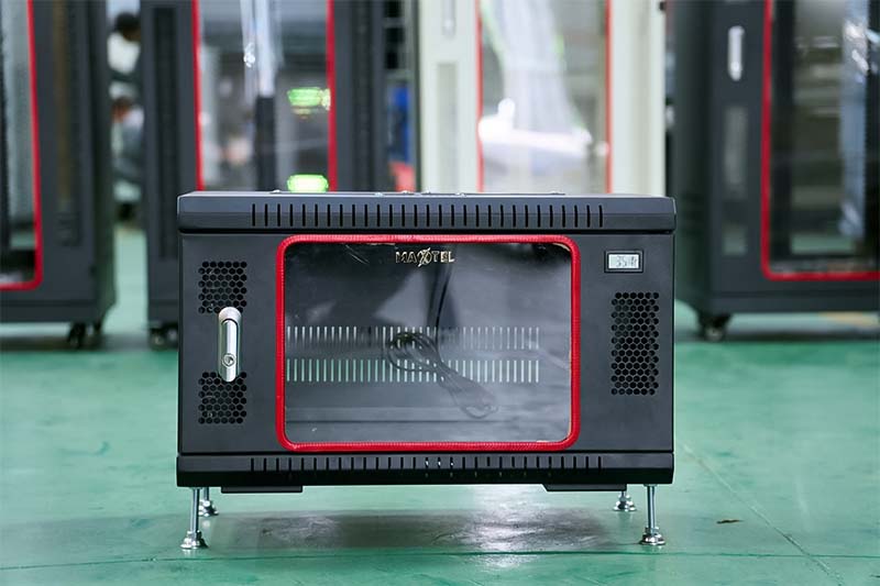 Tủ rack Maxtel chất lượng cao