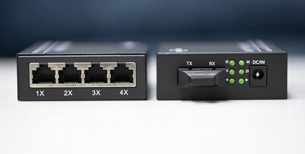 Bộ chuyển đổi quang điên UPCOM MC 104-S-20