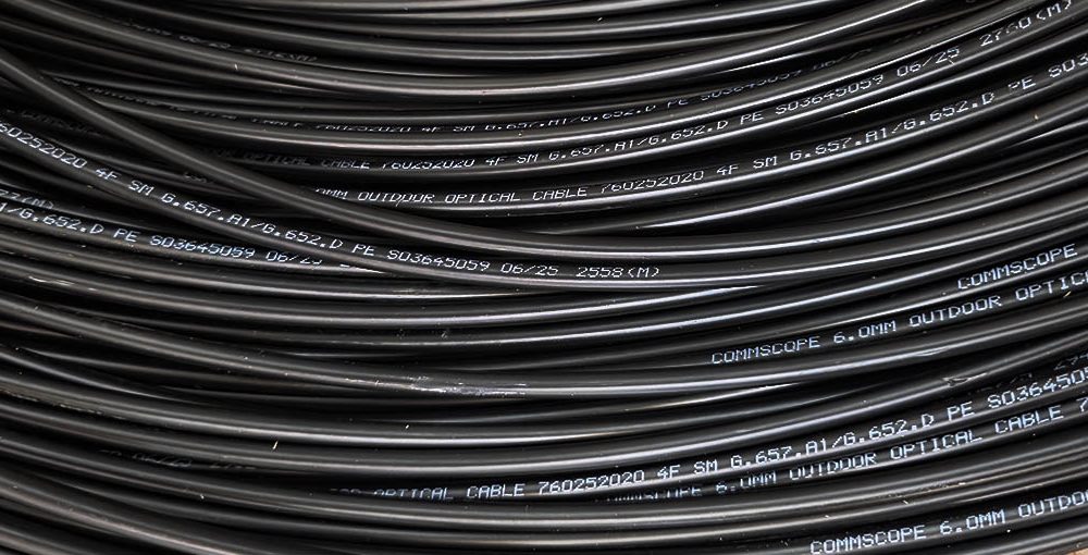 Cáp quang ống lỏng Commscope 4FO Singlemode 760252020