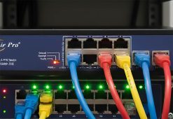 Các cổng kết nối của Switch AirPro AP-ES108P-2GE