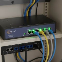 Cận cảnh các cổng kết nối của Bộ chuyển mạch PoE AP-ES106P